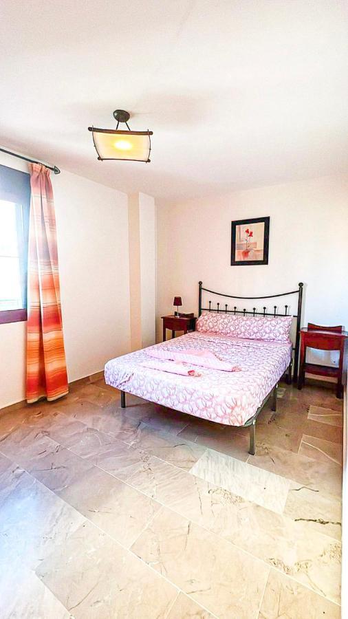 Huelin Beach Suite Aeropuerto マラガ エクステリア 写真