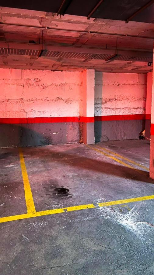 Huelin Beach Suite Aeropuerto マラガ エクステリア 写真