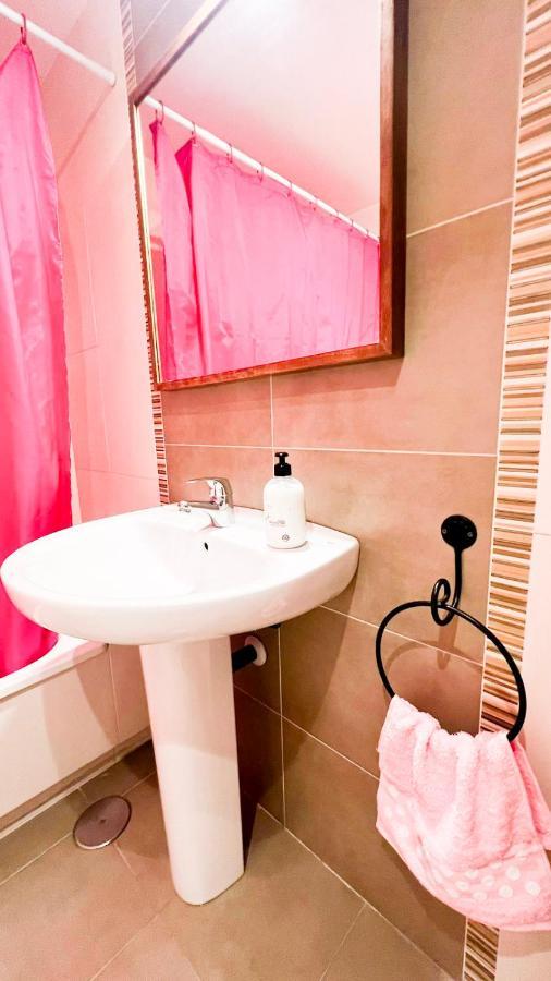 Huelin Beach Suite Aeropuerto マラガ エクステリア 写真
